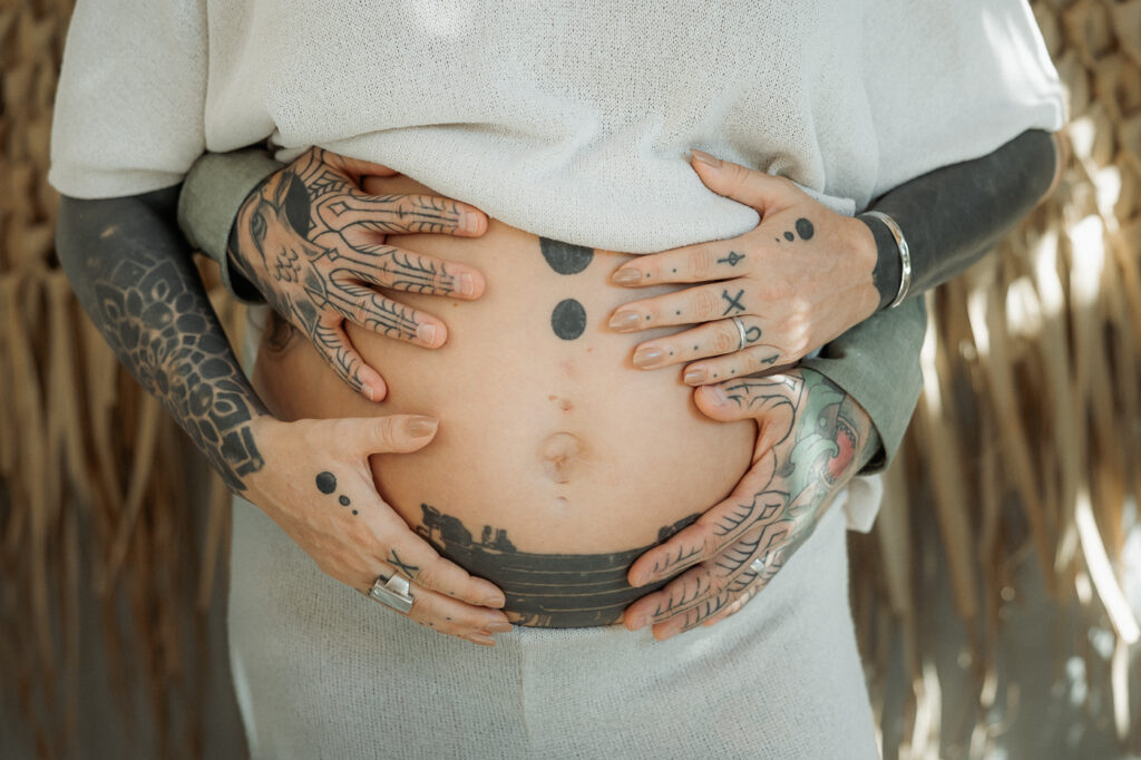 Greece maternity photographer