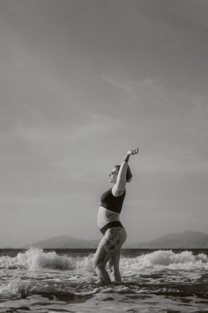 Greece maternity photographer