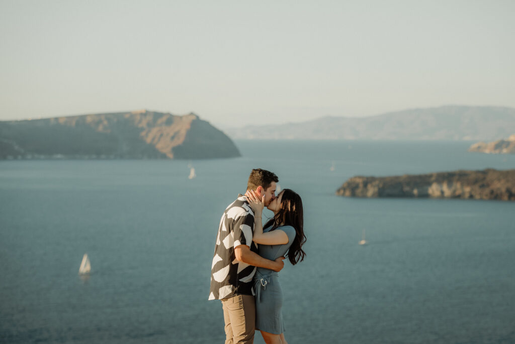 WEDDING PROPOSAL IN SANTORINI