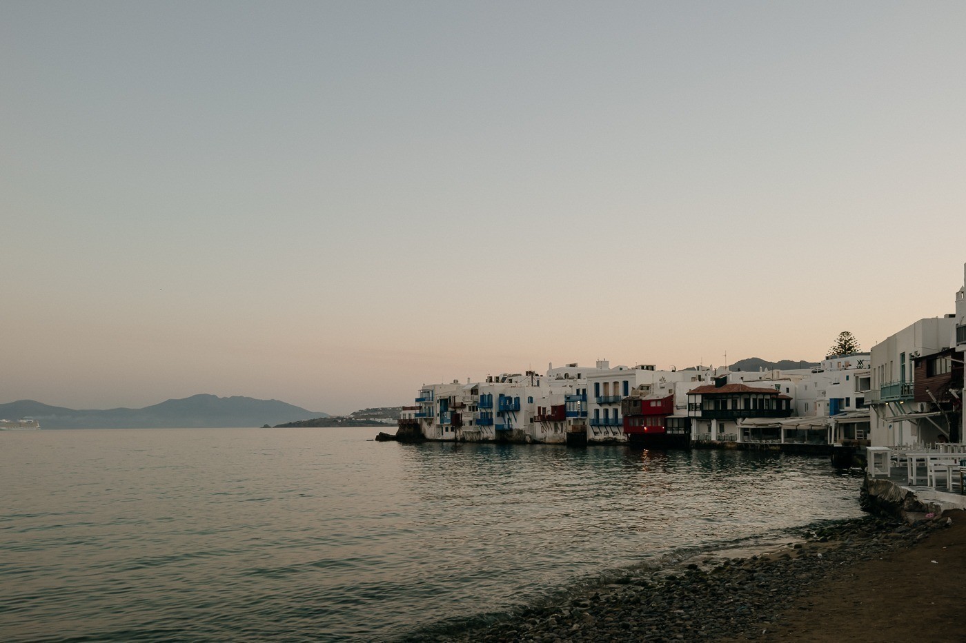 How to plan a destination wedding in Greece