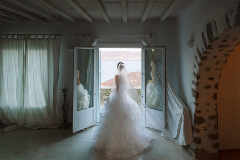 The Ultimate Greece Wedding Day Timeline