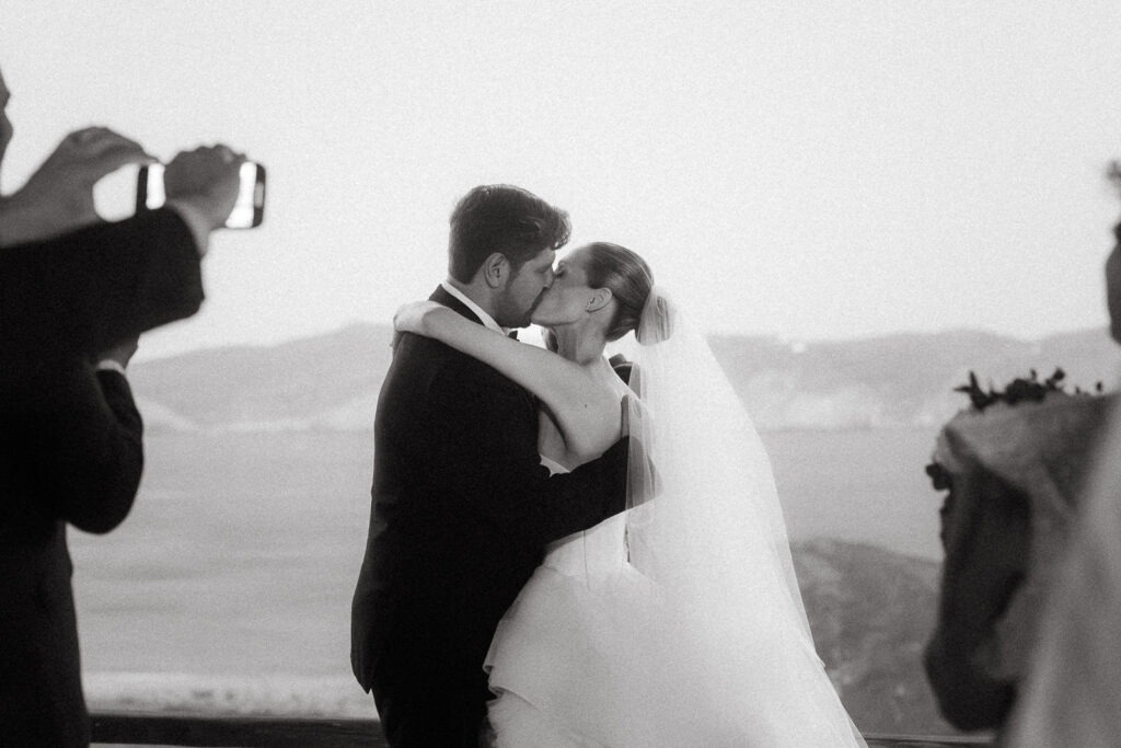 mykonos wedding photographer