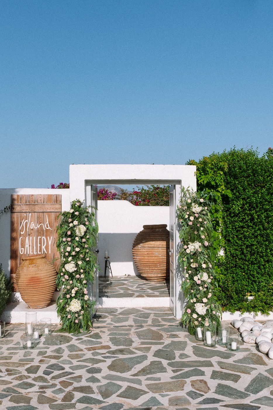 How to plan a destination wedding in Greece
