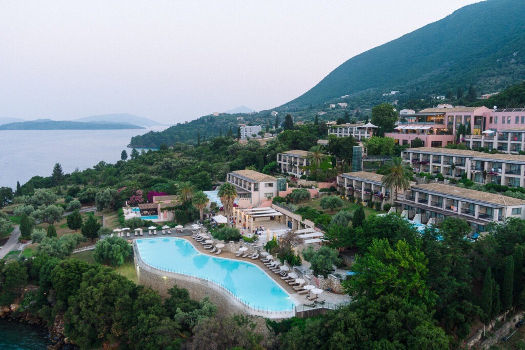 How to plan a destination wedding in Greece