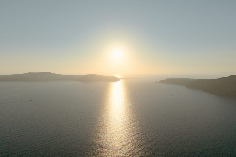 Your Santorini Elopement Photographer’s Guide to Saying “I Do” Under the Aegean Sky